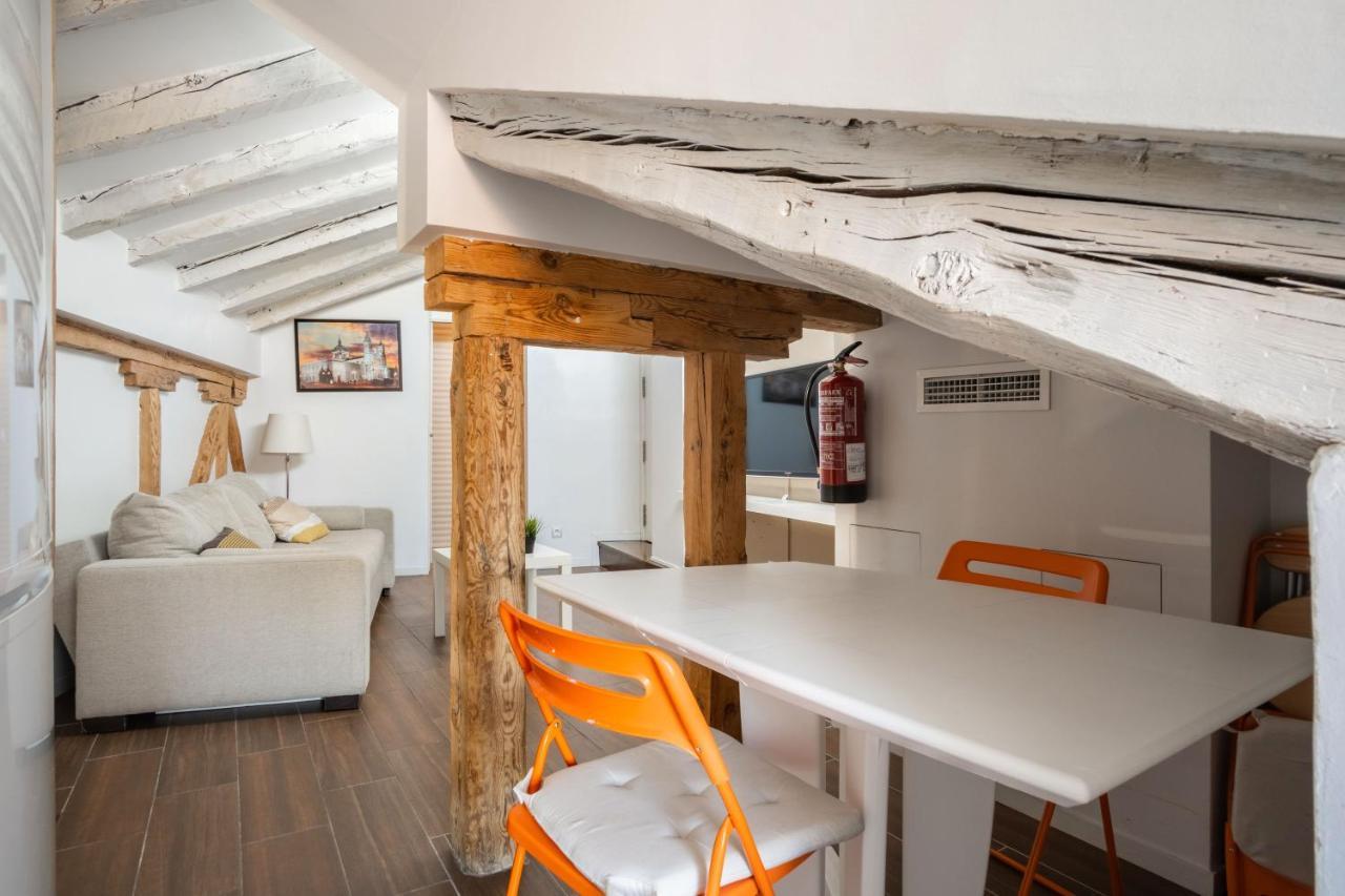 Minty Stay - Plaza Mayor 1 Bd Madrid Bagian luar foto